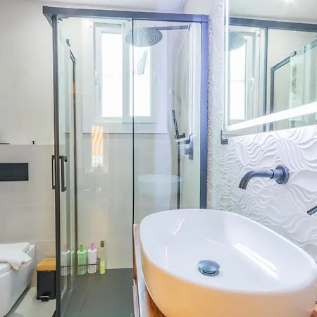 アパート Luxury Downtown Station *